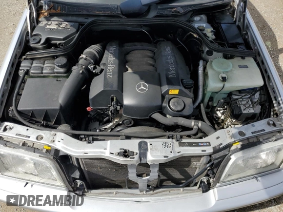2000 Mercedes-Benz C 230/260/280/320 z VIN WDBHA29G3YA859826, wystawiony jako Copart lot #48573425 z przebiegiem 158 093 mil mil oraz Szkoda całkowita • Salvage title. Historia ofert i sprzedaży dostępna na DreamBid. Obrazek 11.