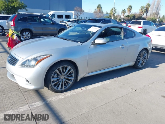 2013 Infiniti G37 IPL with VIN JN1CV6EK8DM922822, listed as a IAAI auction lot 41324156 with Not Provided miles. Bid and sale history available at carsss.com. Image 17.