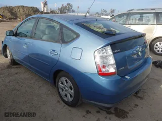 2006 Toyota Prius with VIN JTDKB20U567513875, listed as a IAAI auction lot 41914875 with 163,333 mi miles. Bid and sale history available at carsss.com. Image 3.