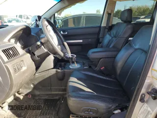 2008 Mitsubishi Endeavor SE z VIN 4A4MN31S18E028045, wystawiony jako Copart lot #76683513 z przebiegiem 163 369 mil mil oraz Szkoda całkowita • Salvage title. Historia ofert i sprzedaży dostępna na DreamBid. Obrazek 7.