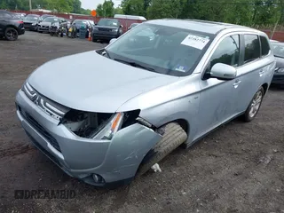 2014 Mitsubishi Outlander GT with VIN JA4JZ4AX3EZ013934, listed as a IAAI auction lot 42382774 with 66,829 mi miles and . Bid and sale history available at DreamBid. Image 19.