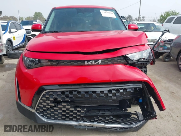 2024 Kia Soul EX with VIN KNDJ33AU3R7219988, listed as a IAAI auction lot 41979436 with 7,514 mi miles. Bid and sale history available at carsss.com. Image 13.
