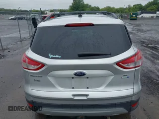 2013 Ford Escape SE with VIN 1FMCU9G94DUC52497, listed as a IAAI auction lot 42352704 with 194,648 mi miles and . Bid and sale history available at DreamBid. Image 17.