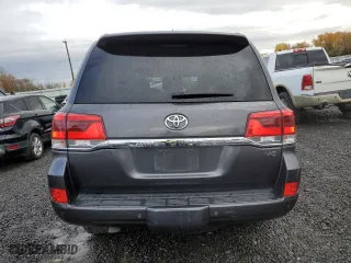 2018 Toyota Land Cruiser with VIN JTMCY7AJ3J4066509, listed as a Copart auction lot 82032464 with 49,185 mi miles and Salvage Title. Bid and sale history available at carsss.com. Image 6.