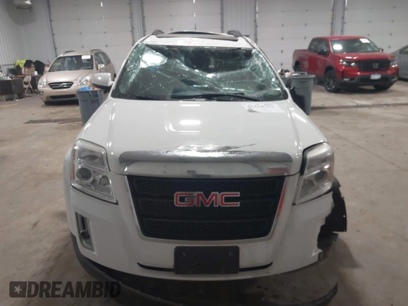 2015 GMC Terrain SLT z VIN 2GKFLXEK0F6195381, wystawiony jako IAAI lot #41818763 z przebiegiem 70 688 mil mil oraz . Historia ofert i sprzedaży dostępna na DreamBid. Obrazek 12.