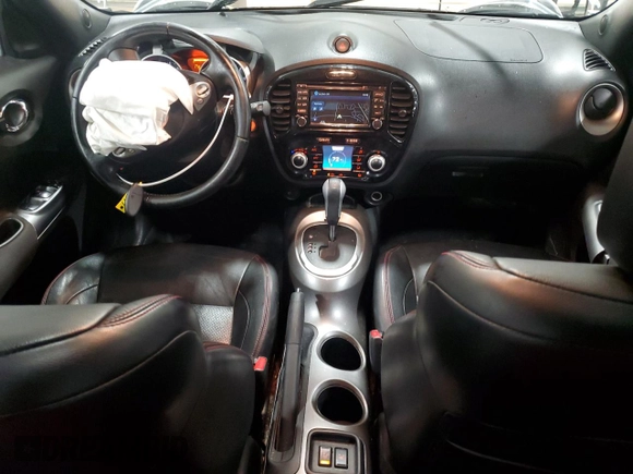 2016 Nissan Juke S with VIN JN8AF5MV2GT658597, listed as a Copart auction lot 85207504 with 176,113 mi miles and Salvage Title. Bid and sale history available at carsss.com. Image 8.