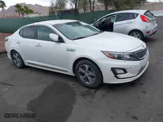 2014 Kia Optima Hybrid LX with VIN KNAGM4AD1E5071095, listed as a IAAI auction lot 41679635 with 154,146 mi miles. Bid and sale history available at carsss.com. Image 1.