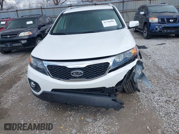 2012 Kia Sorento LX with VIN 5XYKTDA20CG210698, listed as a IAAI auction lot 41728400 with 80,463 mi miles. Bid and sale history available at carsss.com. Image 12.