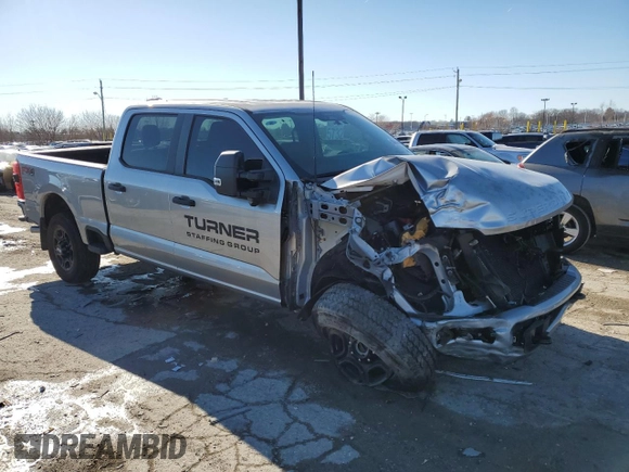 2024 Ford F-250 XL z VIN 1FT8W2BA2REC49712, wystawiony jako Copart lot #88454815 z przebiegiem 8 605 mil mil oraz Nie do naprawy • Non repairable. Historia ofert i sprzedaży dostępna na DreamBid. Obrazek 4.