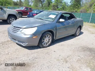 2008 Chrysler Sebring Touring with VIN 1C3LC55R98N118821, listed as a IAAI auction lot 42102685 with 211,537 mi miles and . Bid and sale history available at DreamBid. Image 2.