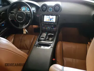 2016 Jaguar XJ R-Sport with VIN SAJWJ1CD1G8V92615, listed as a Copart auction lot 79531373 with 108,166 mi miles and . Bid and sale history available at DreamBid. Image 8.