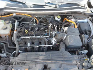 2020 Ford Escape SE Sport Hybrid with VIN 1FMCU0BZ3LUB70892, listed as a IAAI auction lot 41647671 with 38,691 mi miles and . Bid and sale history available at carsss.com. Image 10.