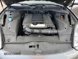 2016 Porsche Cayenne z VIN WP1AA2A21GKA10062, wystawiony jako Copart lot #64639685 z przebiegiem 52 962 mil mil oraz Szkoda całkowita • Salvage title. Historia ofert i sprzedaży dostępna na DreamBid. Obrazek 12.
