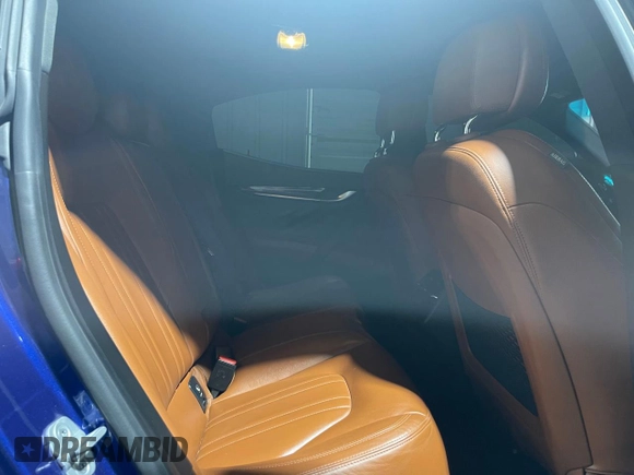 2014 Maserati Ghibli S Q4 z VIN ZAM57RTA0E1087454, wystawiony jako Copart lot #48449115 z przebiegiem 58 880 mil mil oraz Szkoda całkowita • Salvage title. Historia ofert i sprzedaży dostępna na DreamBid. Obrazek 6.