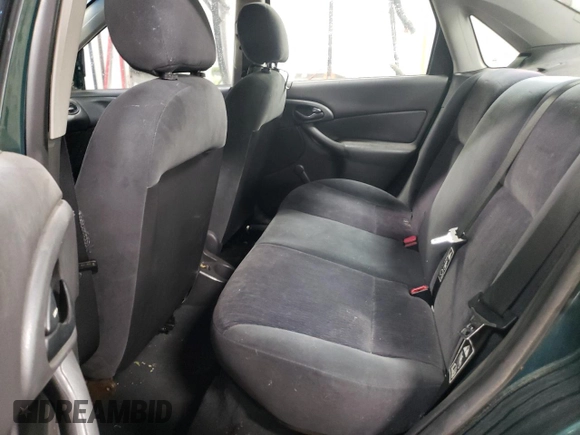2000 Ford Focus SE with VIN 1FAFP3432YW312878, listed as a Copart auction lot 45812005 with 164,560 mi miles and Salvage Title. Bid and sale history available at carsss.com. Image 10.
