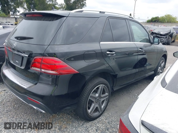 2018 Mercedes-Benz GLE 350 z VIN 4JGDA5JB7JB061715, wystawiony jako IAAI lot #42565286 z przebiegiem 77 995 mil mil oraz . Historia ofert i sprzedaży dostępna na DreamBid. Obrazek 4.