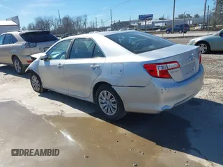 2014 Toyota Camry L with VIN 4T4BF1FK2ER364315, listed as a IAAI auction lot 41582885 with 1 mi miles. Bid and sale history available at carsss.com. Image 3.