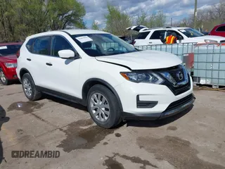 2017 Nissan Rogue SV with VIN KNMAT2MV9HP555609, listed as a IAAI auction lot 42003956 with 156,966 mi miles and . Bid and sale history available at carsss.com. Image 1.