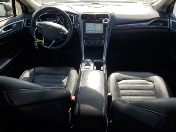 2017 Ford Fusion SE with VIN 3FA6P0HD7HR247627, listed as a Copart auction lot 61872975 with 230,032 mi miles and Salvage title. Bid and sale history available at DreamBid. Image 8.