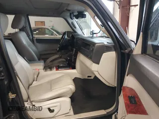 2007 Jeep Commander Limited с VIN 1J8HH58297C576900, выставлен на аукционе IAAI как лот 41915774 с пробегом 227 972 миль миль и . История ставок и продаж доступна на DreamBid. Изображение 5.