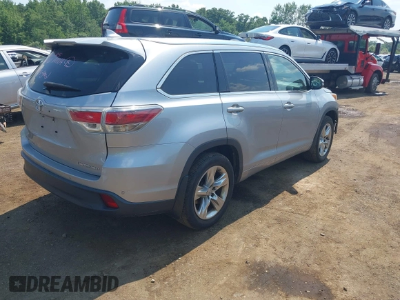 2015 Toyota Highlander Limited with VIN 5TDDKRFH1FS095798, listed as a IAAI auction lot 42656704 with 94,764 mi miles and . Bid and sale history available at DreamBid. Image 4.