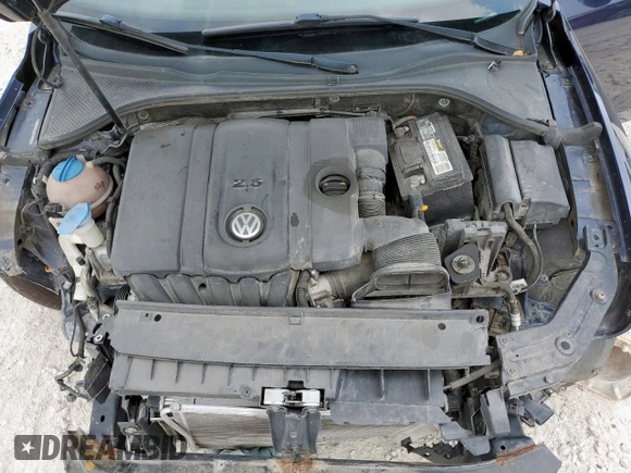 2014 Volkswagen Passat S with VIN 1VWAP7A34EC007652, listed as a Copart auction lot 57774695 with 205,764 mi miles and Salvage title. Bid and sale history available at DreamBid. Image 11.