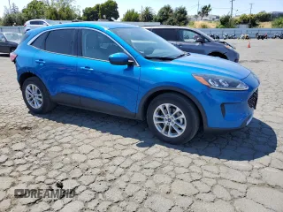 2020 Ford Escape SE with VIN 1FMCU0G6XLUB06394, listed as a Copart auction lot 60331935 with 16,135 mi miles and Salvage title. Bid and sale history available at DreamBid. Image 4.