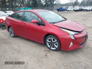 2017 Toyota Prius Two with VIN JTDKARFUXH3531849, listed as a IAAI auction lot 41301786 with 92,163 mi miles. Bid and sale history available at carsss.com. Image 1.