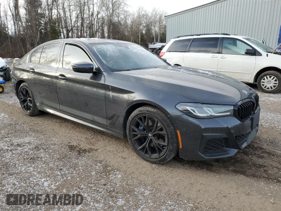 2022 BMW 5 Series 530i xDrive with VIN WBA13BJ01NCJ87578, listed as a Copart auction lot 85685994 with 33,814 mi miles and Salvage Title. Bid and sale history available at carsss.com. Image 4.
