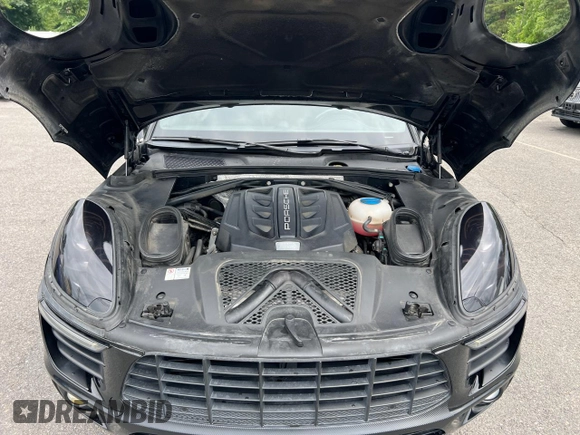 2015 Porsche Macan S with VIN WP1AB2A50FLB51057, listed as a Copart auction lot 63525115 with 166,774 mi miles and Clean title. Bid and sale history available at DreamBid. Image 8.