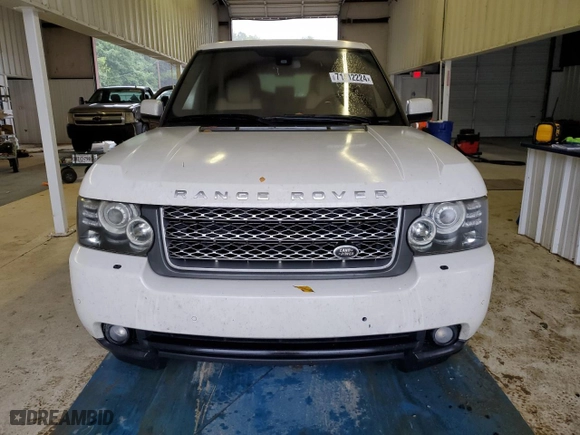 2010 Land Rover Range Rover HSE LUX with VIN SALMF1D41AA324694, listed as a Copart auction lot 71412224 with 180,984 mi miles and Clean Title. Bid and sale history available at carsss.com. Image 5.
