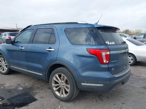 2018 Ford Explorer Limited with VIN 1FM5K7F8XJGB64639, listed as a IAAI auction lot 41190311 with 101,797 mi miles. Bid and sale history available at carsss.com. Image 3.