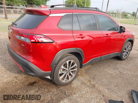 2022 Toyota Corolla Cross XLE с VIN 7MUDAAAG4NV032461, выставлен на аукционе IAAI как лот 41925376 с пробегом 18 602 миль миль и . История ставок и продаж доступна на DreamBid. Изображение 4.