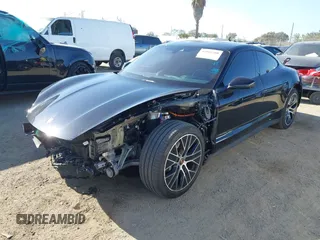2024 Porsche Taycan z VIN WP0AA2Y17RSA11446, wystawiony jako IAAI lot #42002260 z przebiegiem 21 094 mil mil oraz . Historia ofert i sprzedaży dostępna na DreamBid. Obrazek 2.