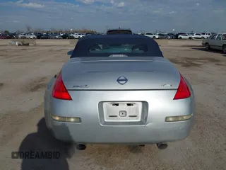 2007 Nissan 350Z Touring with VIN JN1BZ36A27M654486, listed as a IAAI auction lot 41416395 with 132,401 mi miles. Bid and sale history available at carsss.com. Image 16.
