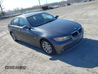 2007 BMW 3 Series 328i with VIN WBAVC53547FZ76093, listed as a IAAI auction lot 41852963 with 169,857 mi miles and . Bid and sale history available at carsss.com. Image 1.