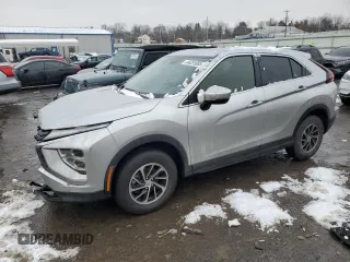 2024 Mitsubishi Eclipse Cross ES z VIN JA4ATUAA9RZ061120, wystawiony jako Copart lot #44231085 z przebiegiem 11 419 mil mil oraz Szkoda całkowita • Salvage title. Historia ofert i sprzedaży dostępna na DreamBid. Obrazek 1.