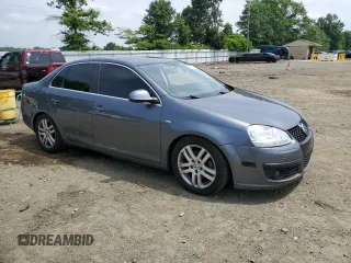 2007 Volkswagen Jetta Wolfsburg Edition с VIN 3VWEG71K87M076290, выставлен на аукционе Copart как лот 61903575 с пробегом 80 870 миль миль и Списание • Salvage title. История ставок и продаж доступна на DreamBid. Изображение 4.