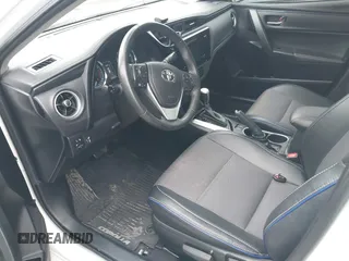 2017 Toyota Corolla L z VIN 2T1BURHE8HC764049, wystawiony jako IAAI lot #41653699 z przebiegiem 401 813 mil mil oraz . Historia ofert i sprzedaży dostępna na DreamBid. Obrazek 14.
