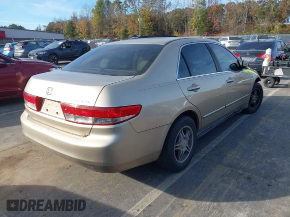 2004 Honda Accord LX с VIN 1HGCM56384A040487, выставлен на аукционе IAAI как лот 40834172 с пробегом 264 707 миль миль и . История ставок и продаж доступна на DreamBid. Изображение 4.