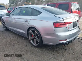 2019 Audi S5 Sportback Premium Plus z VIN WAUB4CF57KA081140, wystawiony jako IAAI lot #41179590 z przebiegiem 48 025 mil mil oraz . Historia ofert i sprzedaży dostępna na DreamBid. Obrazek 3.
