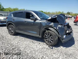 2018 Mazda CX-5 Grand Touring z VIN JM3KFBDM3J0351106, wystawiony jako Copart lot #52553925 z przebiegiem Nie podano mil oraz Szkoda całkowita • Salvage title. Historia ofert i sprzedaży dostępna na DreamBid. Obrazek 4.