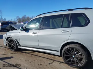 2024 BMW X7 xDrive40i with VIN 5UX23EM02R9V69737, listed as a IAAI auction lot 41456396 with 11,803 mi miles. Bid and sale history available at carsss.com. Image 14.