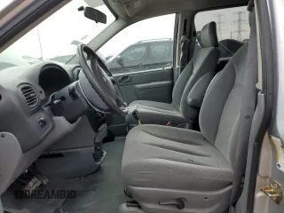 2006 Dodge Caravan SE z VIN 1D4GP25R06B648211, wystawiony jako Copart lot #43266645 z przebiegiem 98 754 mil mil oraz Szkoda całkowita • Salvage title. Historia ofert i sprzedaży dostępna na DreamBid. Obrazek 7.