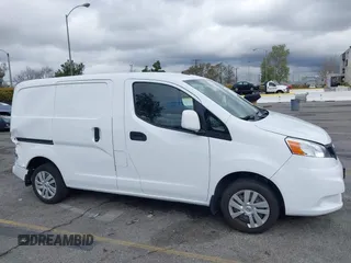 2019 Nissan NV200 S z VIN 3N6CM0KN9KK694173, wystawiony jako IAAI lot #41784695 z przebiegiem 58 867 mil mil oraz . Historia ofert i sprzedaży dostępna na DreamBid. Obrazek 13.