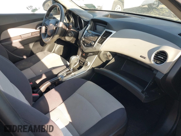 2014 Chevrolet Cruze LS with VIN 1G1PA5SG8E7225101, listed as a IAAI auction lot 42141972 with Not Provided miles and . Bid and sale history available at DreamBid. Image 5.