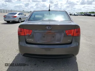 2012 Kia Forte EX with VIN KNAFU4A26C5555478, listed as a Copart auction lot 50543825 with 274,583 mi miles and Clean Title. Bid and sale history available at carsss.com. Image 6.