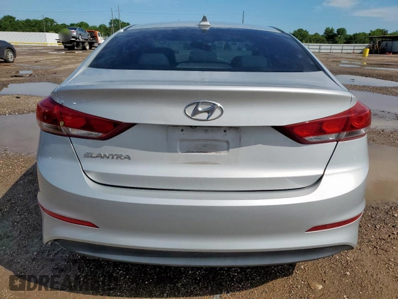2018 Hyundai Elantra SEL z VIN 5NPD84LF4JH286232, wystawiony jako Copart lot #58422095 z przebiegiem 183 694 mil mil oraz Szkoda całkowita • Salvage title. Historia ofert i sprzedaży dostępna na DreamBid. Obrazek 6.