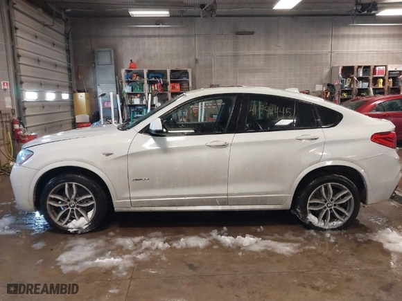 2016 BMW X4 xDrive35i with VIN 5UXXW5C54G0N92321, listed as a IAAI auction lot 41581445 with NaN miles. Bid and sale history available at carsss.com. Image 14.