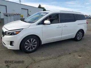 2016 Kia Sedona SX with VIN KNDMC5C16G6185902, listed as a Copart auction lot 53005185 with 102,985 mi miles and Clean Title. Bid and sale history available at carsss.com. Image 1.